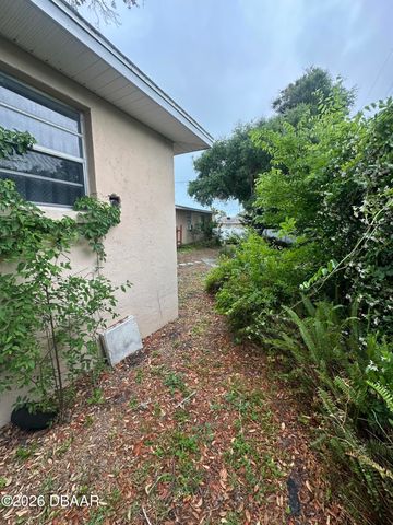 404 Pine Road, Ormond Beach, FL 32176
