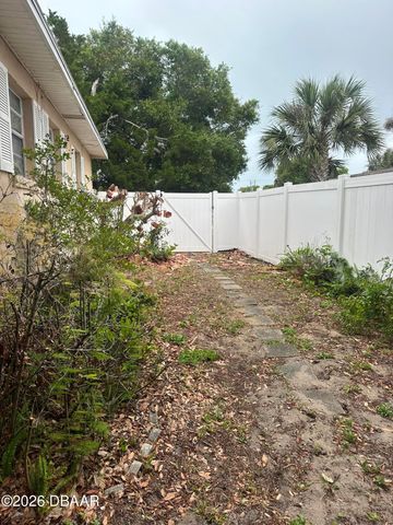 404 Pine Road, Ormond Beach, FL 32176