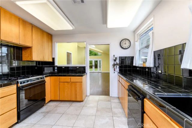 9959 Garibaldi, Temple City, CA 91780