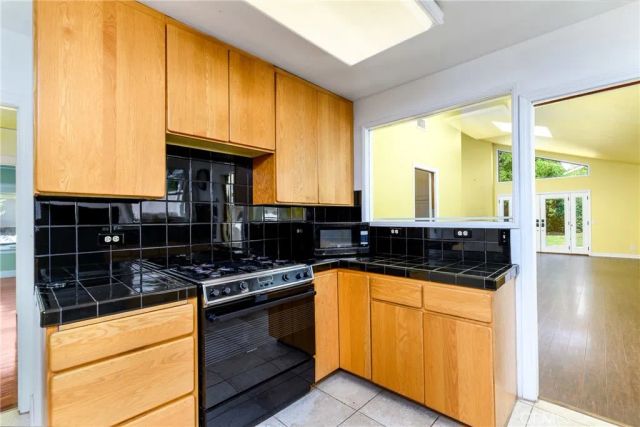 9959 Garibaldi, Temple City, CA 91780