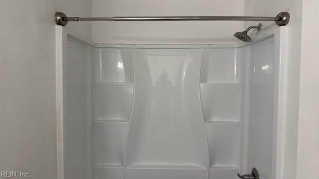 5068 Glenwood WAY, Virginia Beach, VA 23456