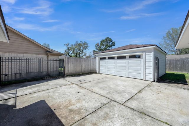 4726 Marywood Drive, Spring, TX 77388