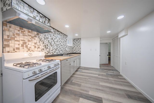 4445 Packard Street, Ann Arbor, MI 48108