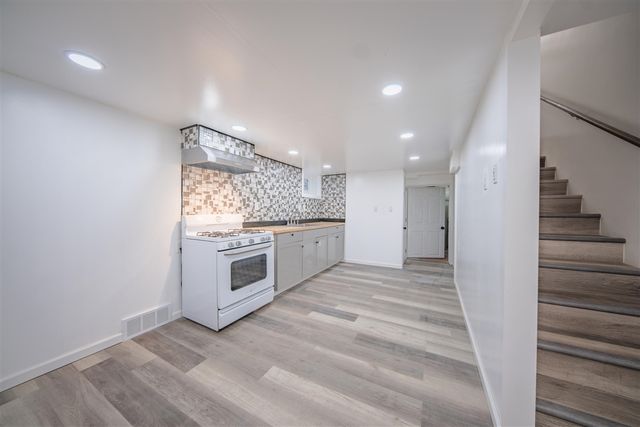 4445 Packard Street, Ann Arbor, MI 48108