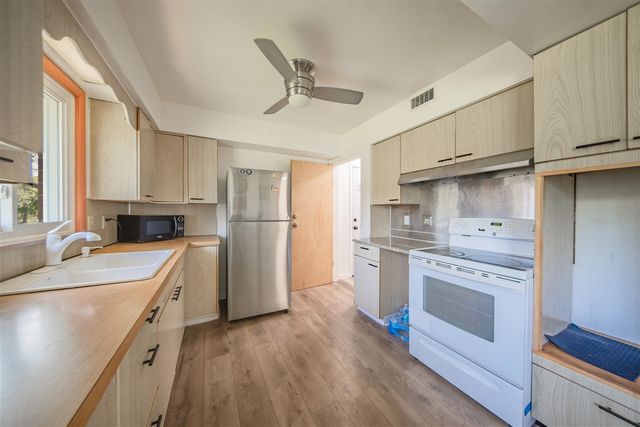 4445 Packard Street, Ann Arbor, MI 48108