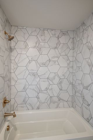 2064 Blackstone Drive, Hendersonville, TN 37075