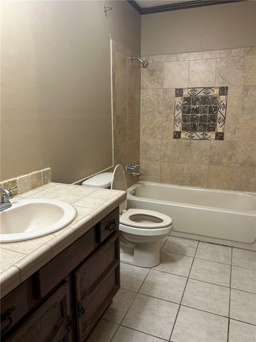 2813 W D Street, Russellville, AR 72801