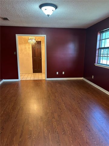 2813 W D Street, Russellville, AR 72801