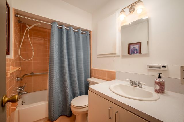 22725 Amherst Street, Saint Clair Shores, MI 48081
