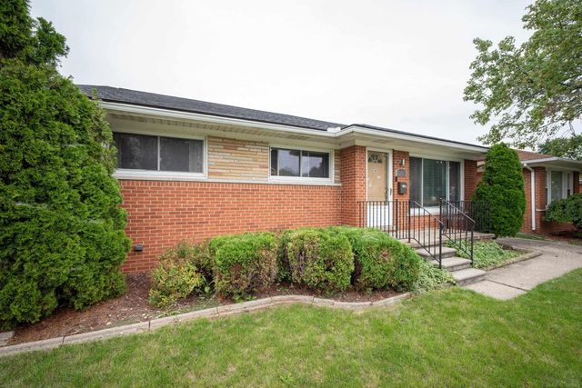 22725 Amherst Street, Saint Clair Shores, MI 48081
