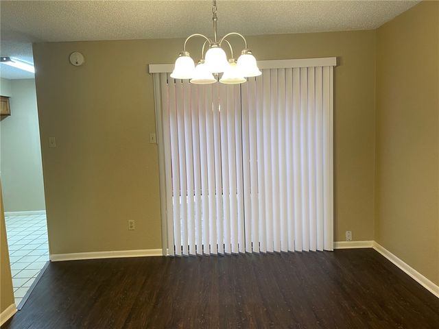 11214 Willowood Creek Dr, Corpus Christi, TX 78410