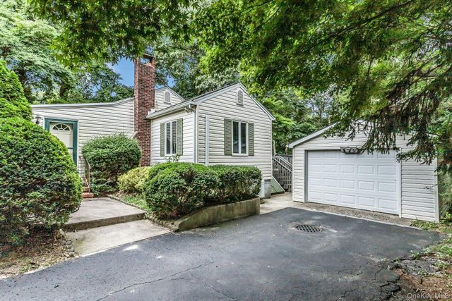 176 N Side Road, Wading River, NY 11792