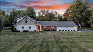 36 Hillcrest Road, Aurora, NY 14052