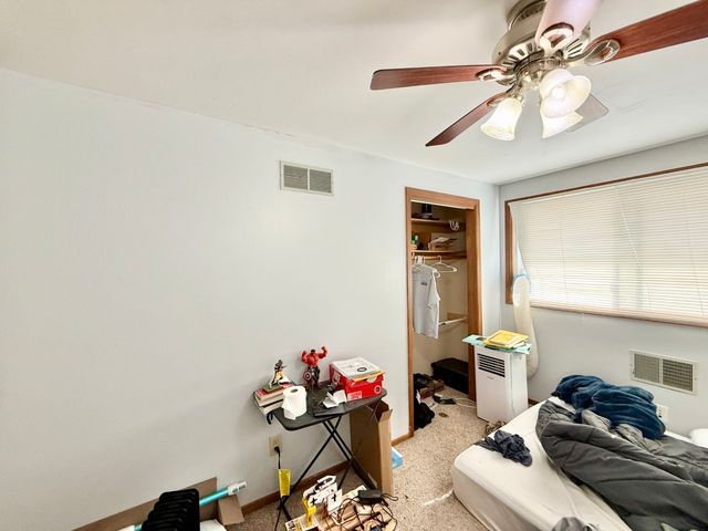 711 E Bloomington Street, Iowa City, IA 52245