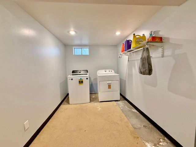 711 E Bloomington Street, Iowa City, IA 52245