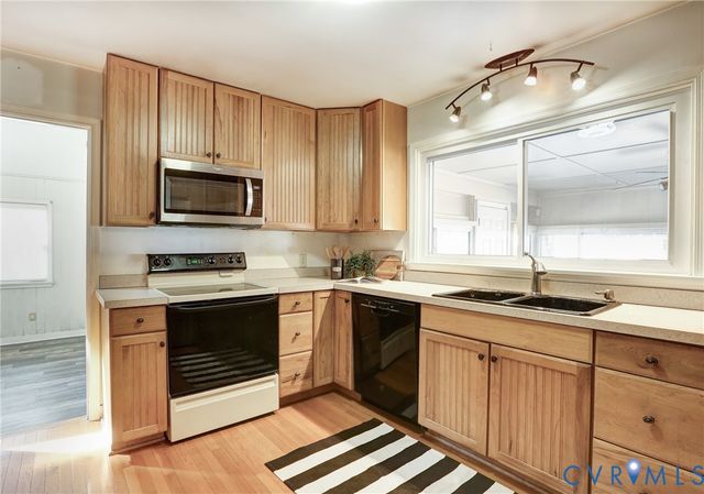 9018 Westone Rd, Mechanicsville, VA 23116