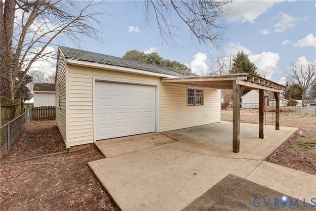 9018 Westone Rd, Mechanicsville, VA 23116