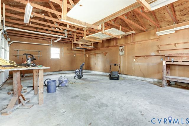 9018 Westone Rd, Mechanicsville, VA 23116