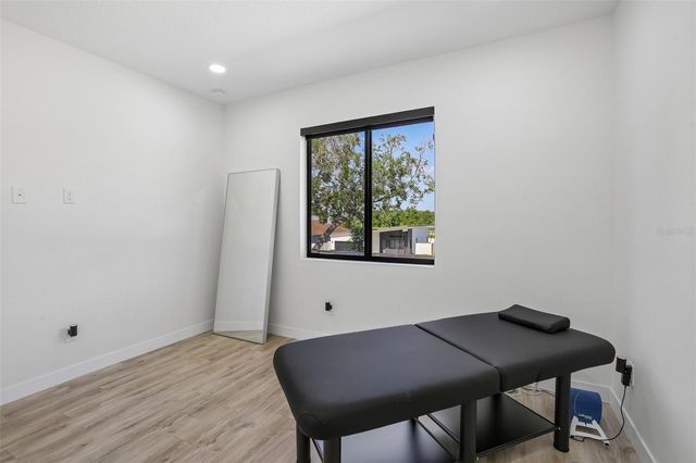 7519 N COOLIDGE AVENUE, Tampa, FL 33614
