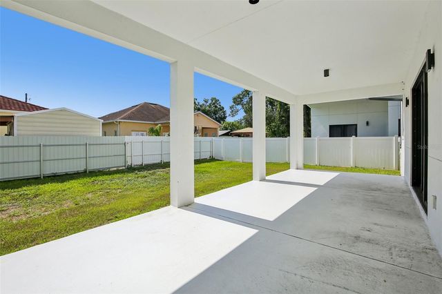 7519 N COOLIDGE AVENUE, Tampa, FL 33614