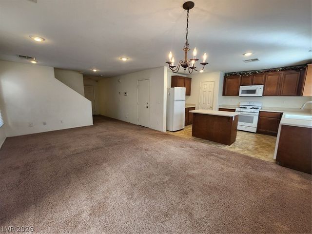 7271 Proud Patriot Street, Las Vegas, NV 89148