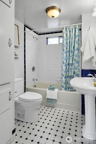 14339 Ashworth Avenue N, Seattle, WA 98133