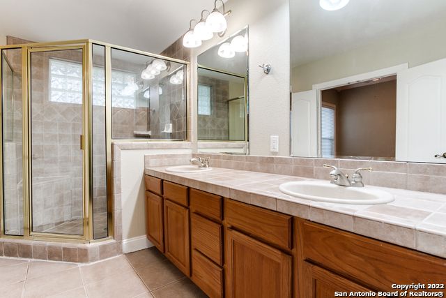 120 NORMANDY AVE, Alamo Heights, TX 78209