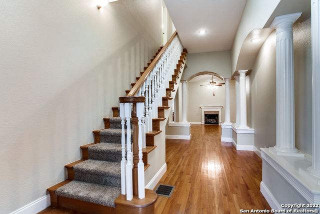 120 NORMANDY AVE, Alamo Heights, TX 78209