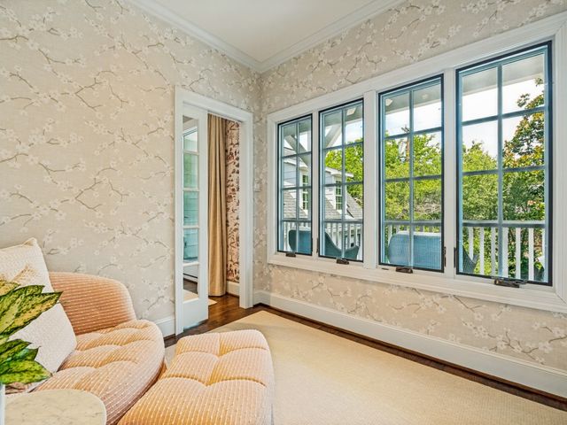 4672 S Versailles Avenue, Highland Park, TX 75209
