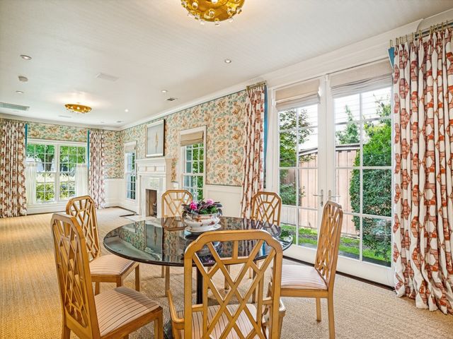 4672 S Versailles Avenue, Highland Park, TX 75209