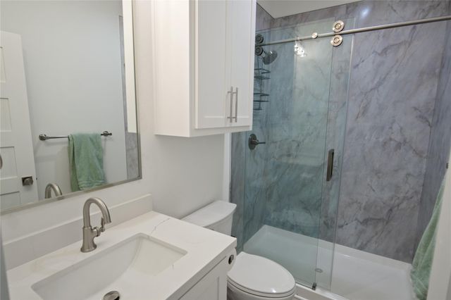 131 South Mae Cir S, Crystal Beach, TX 77650