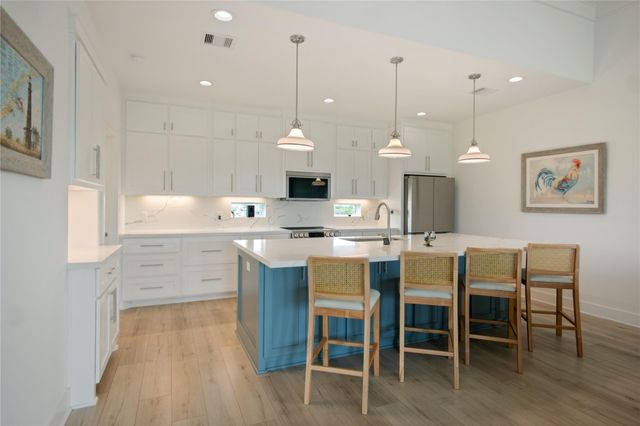 131 South Mae Cir S, Crystal Beach, TX 77650