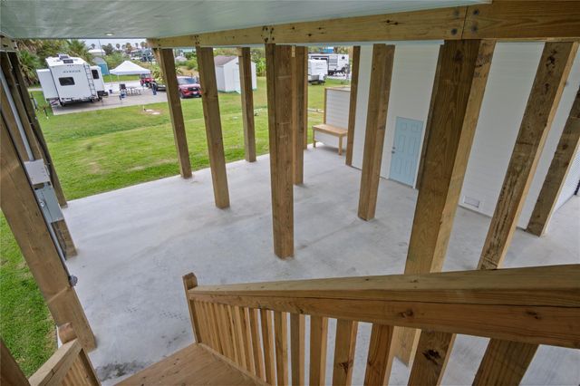 131 South Mae Cir S, Crystal Beach, TX 77650