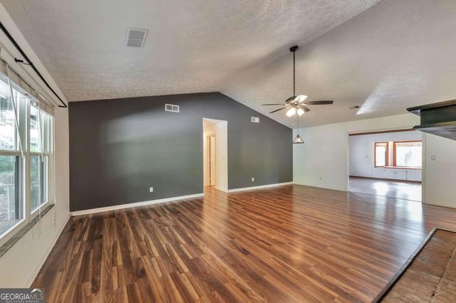 2762 Fireside Court SE, Marietta, GA 30067