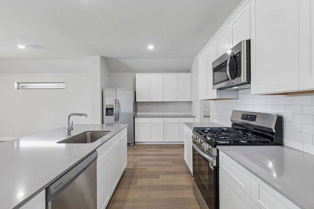 2225 Magenta Lane, Aubrey, TX 76227