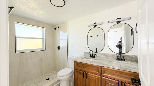 1818 E ESKIMO AVENUE, Tampa, FL 33604