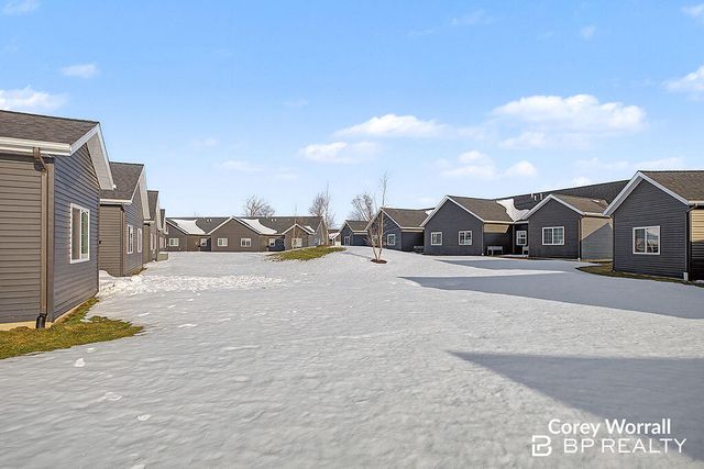 7472 Cinarcy Street 75, Caledonia, MI 49316