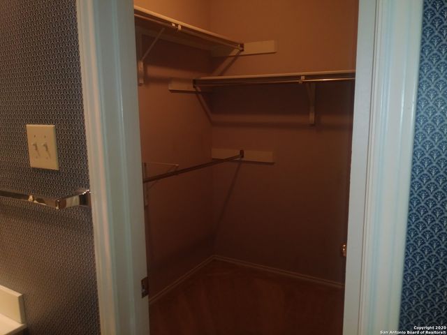 31 chapel hill, San Antonio, TX 78240