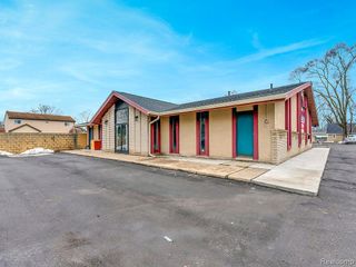 1678 S Merriman Road, Westland, MI 48186