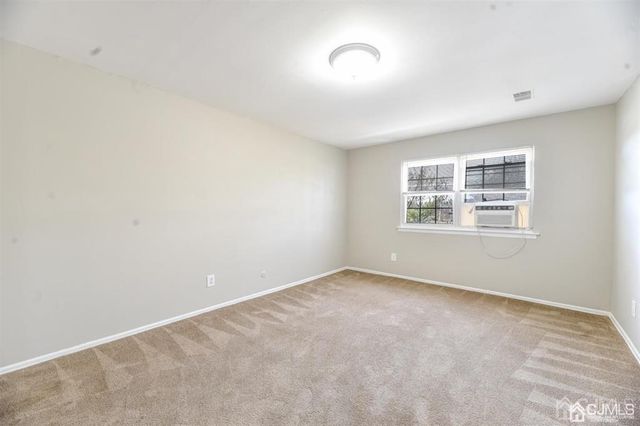 204 College Drive, Edison, NJ 08817