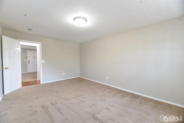 204 College Drive, Edison, NJ 08817