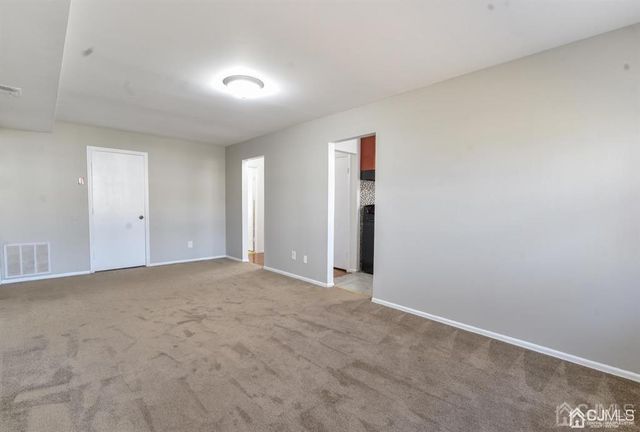 204 College Drive, Edison, NJ 08817