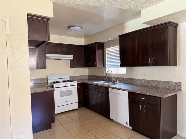 9303 Cedar Street, Bellflower, CA 90706