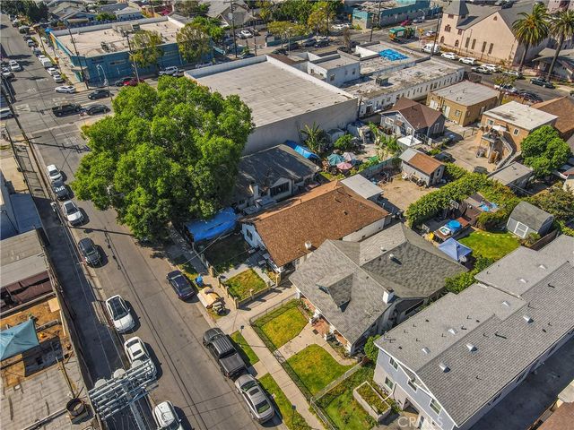 723 W 58th, Los Angeles, CA 90037