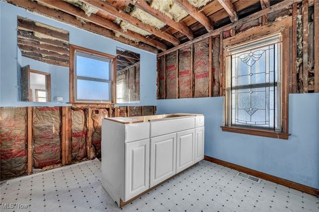 14750 Schreiber Road, Maple Heights, OH 44137