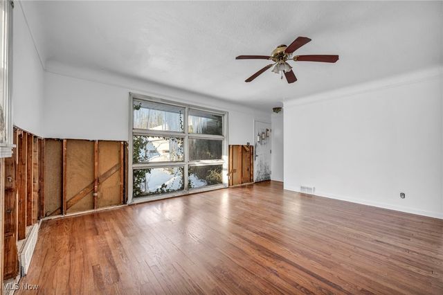 14750 Schreiber Road, Maple Heights, OH 44137