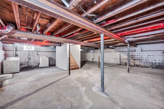 14750 Schreiber Road, Maple Heights, OH 44137