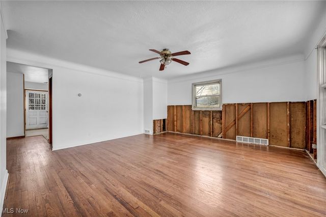 14750 Schreiber Road, Maple Heights, OH 44137