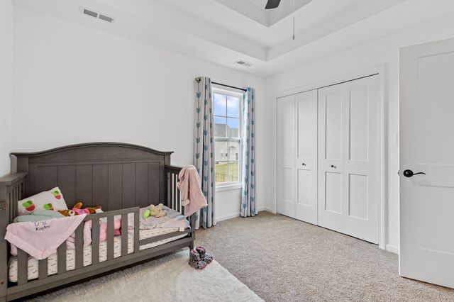 2207 Mary Lane, Valparaiso, IN 46383