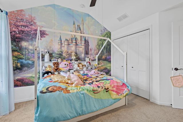 2207 Mary Lane, Valparaiso, IN 46383